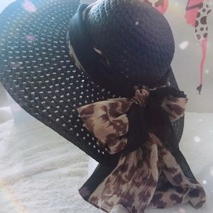 Black straw hat with removable leopard print scarf